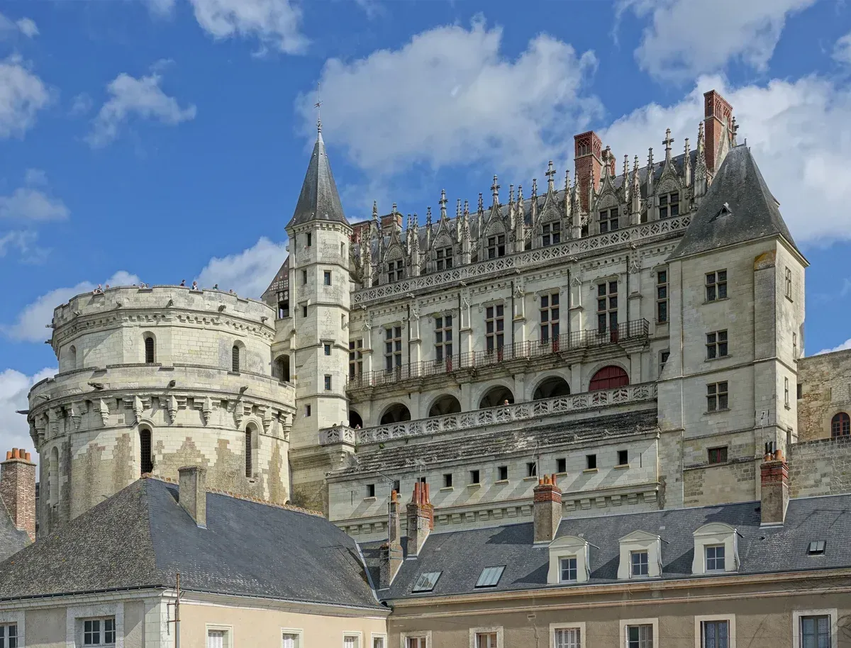 The Château d'Amboise, a possible stop on this Loire Valley wine and castle tour from Paris with lunch
